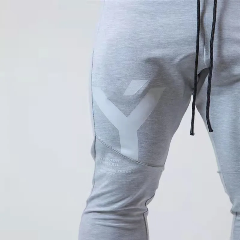 Lyft Fitness Pants Men, Autumn and winter new breathable sports casual pants, slim corset small foot zipper pants