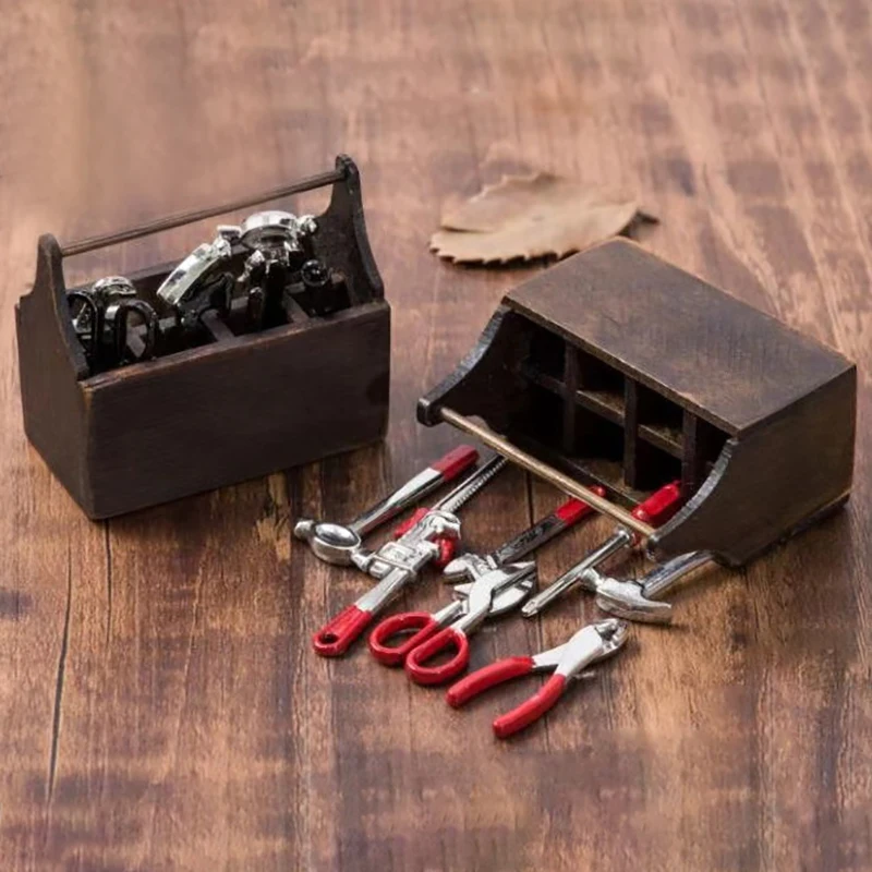 1Set Photography Decoration Props 1: 12 Miniature Wooden Multifunctional Metal Toolbox Doll House Mini Tool Kit Ornament