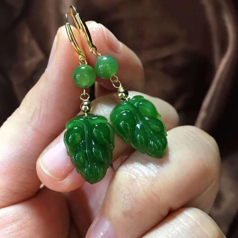 Featured Exquisite Leaf Gold-Plated-like High-End Ear Hook Women's Green Chalcedony Colored Glaze Earrings Simulati