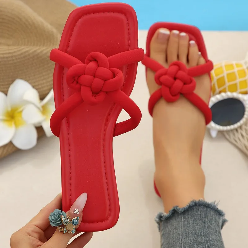 

Quality Fashion Beach Female Flat Slippers 2026 Summer New Weave Design Square Toe Casual Cozy Sandals One Step Women Shoes