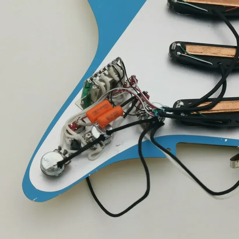 Guitar Pickup Humbucker Fully Loaded Pickguard with Multifunctional Push-Pull Single Cut Switch for Electric Guitar