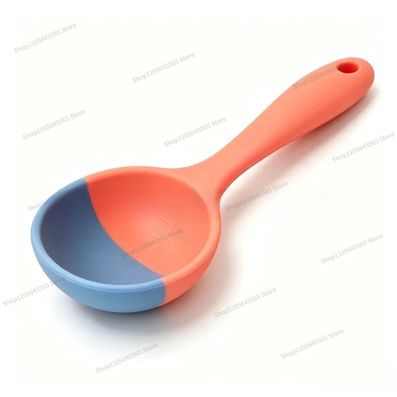 cucchiaio-in-silicone-per-uso-alimentare-ideale-per-la-cucina-si-adatta-perfettamente-al-fondo-della-pentola-e-ha-una-superficie-antiaderente-graduata