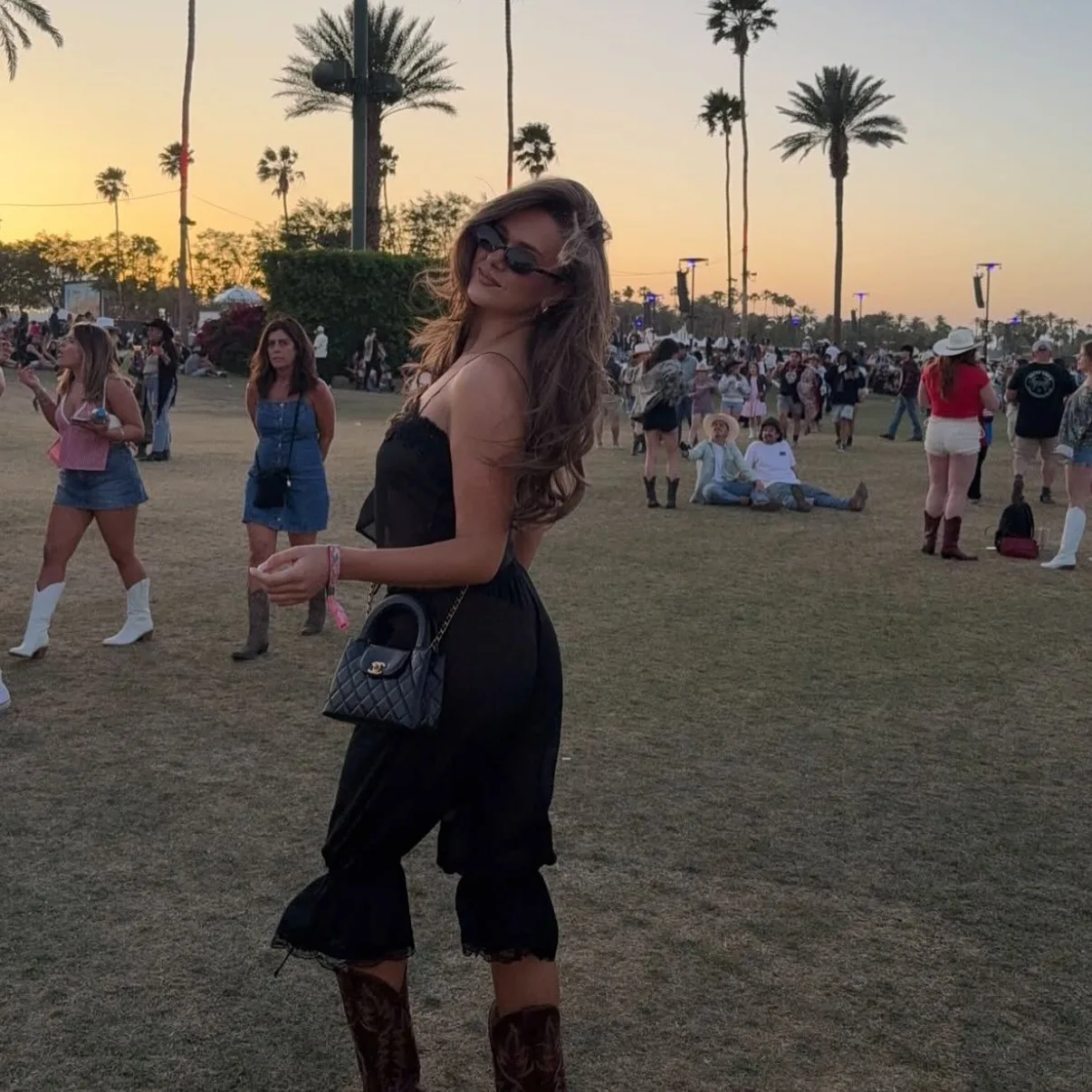 

Женский комплект брюк-бретельки с кружевной отделкой, комплект из 2 предметов, летняя одежда для сна на бретельках и шнурке на талии, мягкий пижамный комплект