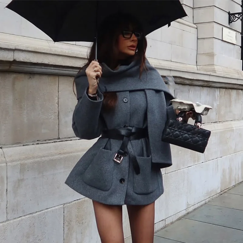 

Stylish Scarf Collar Woolen Blend Coat for Women Trendy Single Breasted Loose Jackets Pocket Outwears 2025 New Winter Lady Coats