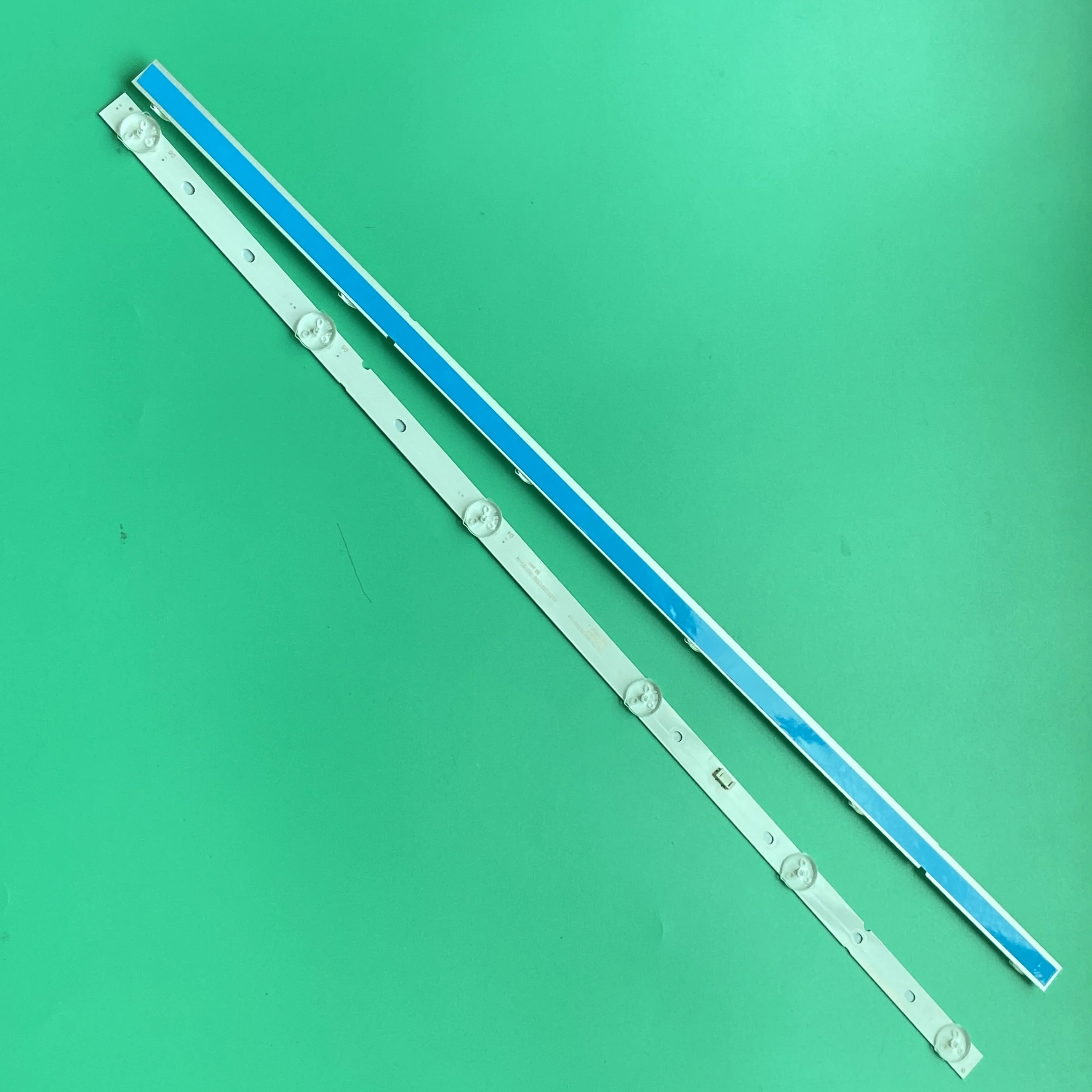أطقم قضبان إضاءة التلفزيون RF-AZ320E30-0601S-08 A1 A2 شرائط الإضاءة الخلفية JL.D32061330-001QS-M YAL13-00630300-24 29 40 شريطًا