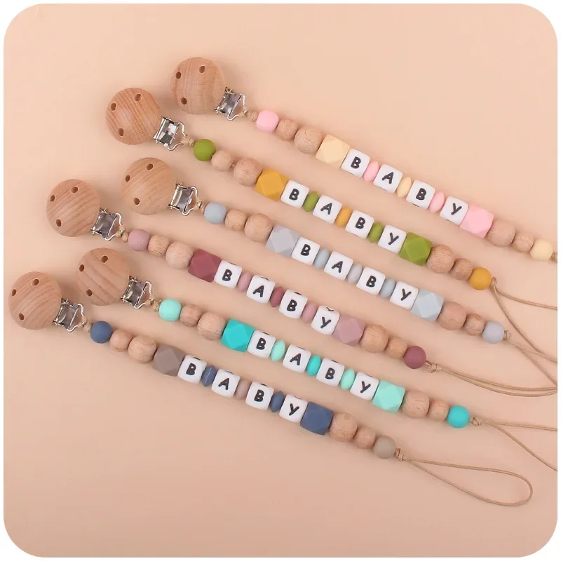 Nuovo Clip per ciuccio per bambini Nome personalizzato Porta ciuccio Clip per capezzoli Lettera in silicone Giocattoli per la dentizione Bracciale Perline Clip anti-goccia