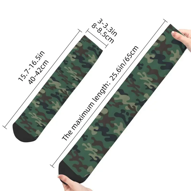 Calcetines con estampado de camuflaje militar para hombre y mujer, medias elásticas de color verde, para verano, Otoño e Invierno