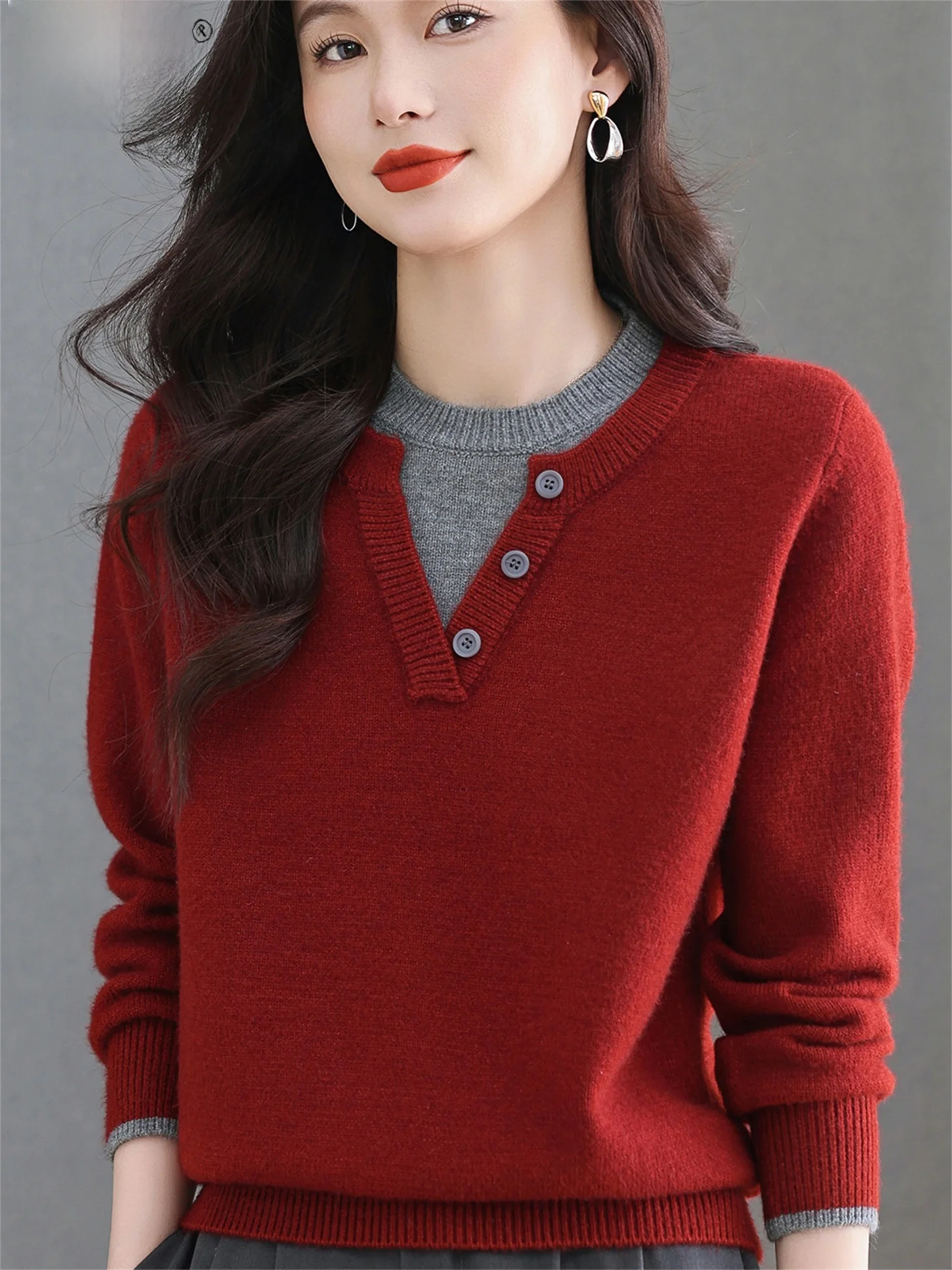 

Faionable V-Ne свободный свитер Mommy Sle осень-зима Новое поступление искусственная двухсекционная утягивающая внутренняя одежда для среднего возраста и...