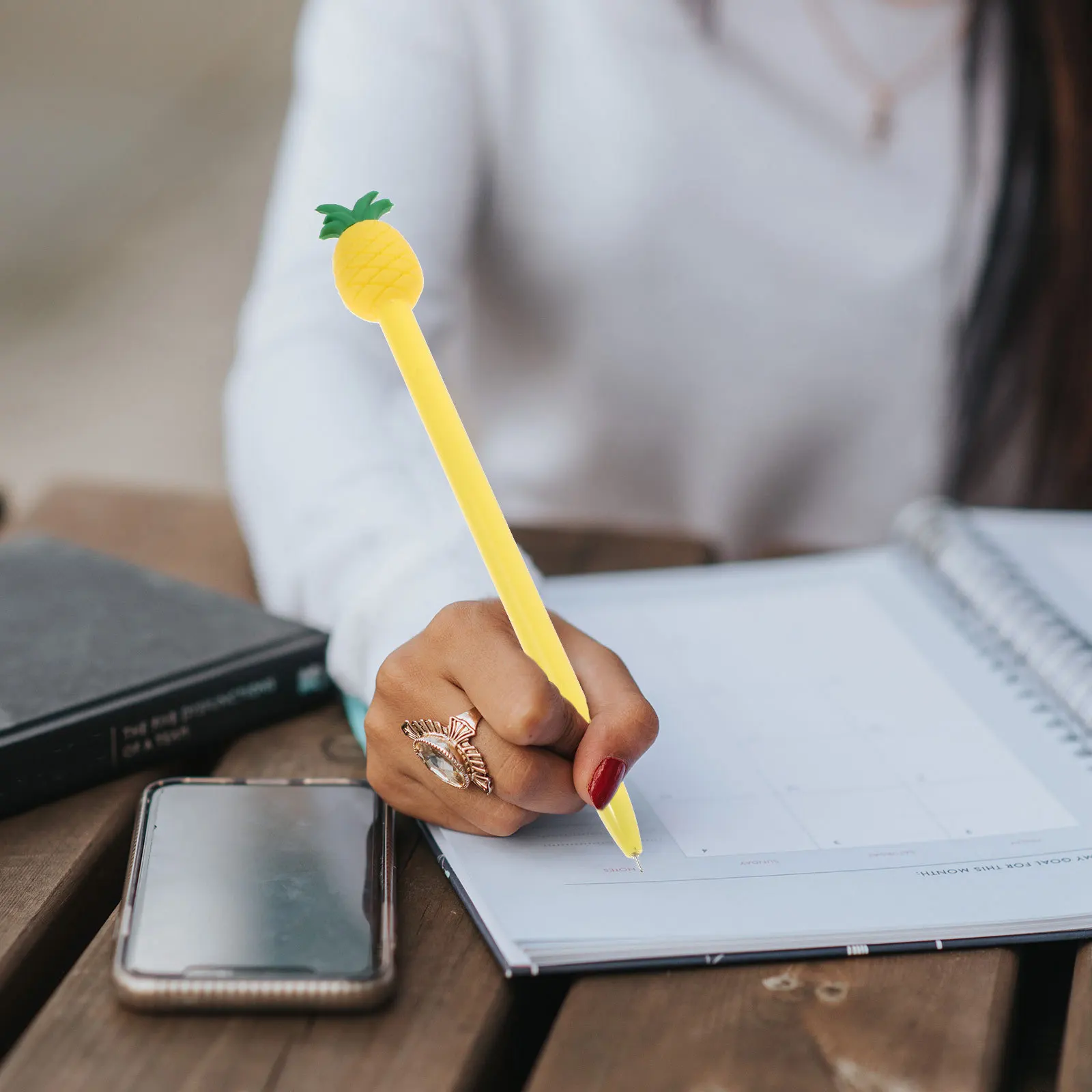 

12 шт. ананасовая ручка, школьные принадлежности, письменные принадлежности для студентов, канцелярские гелевые ручки в форме офиса