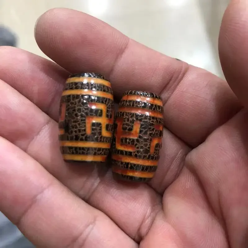 Agate- With Fissures, Weathered Drum-Shaped Old Bead, Loose , Dzi Tube Beads, Pendant Jewel