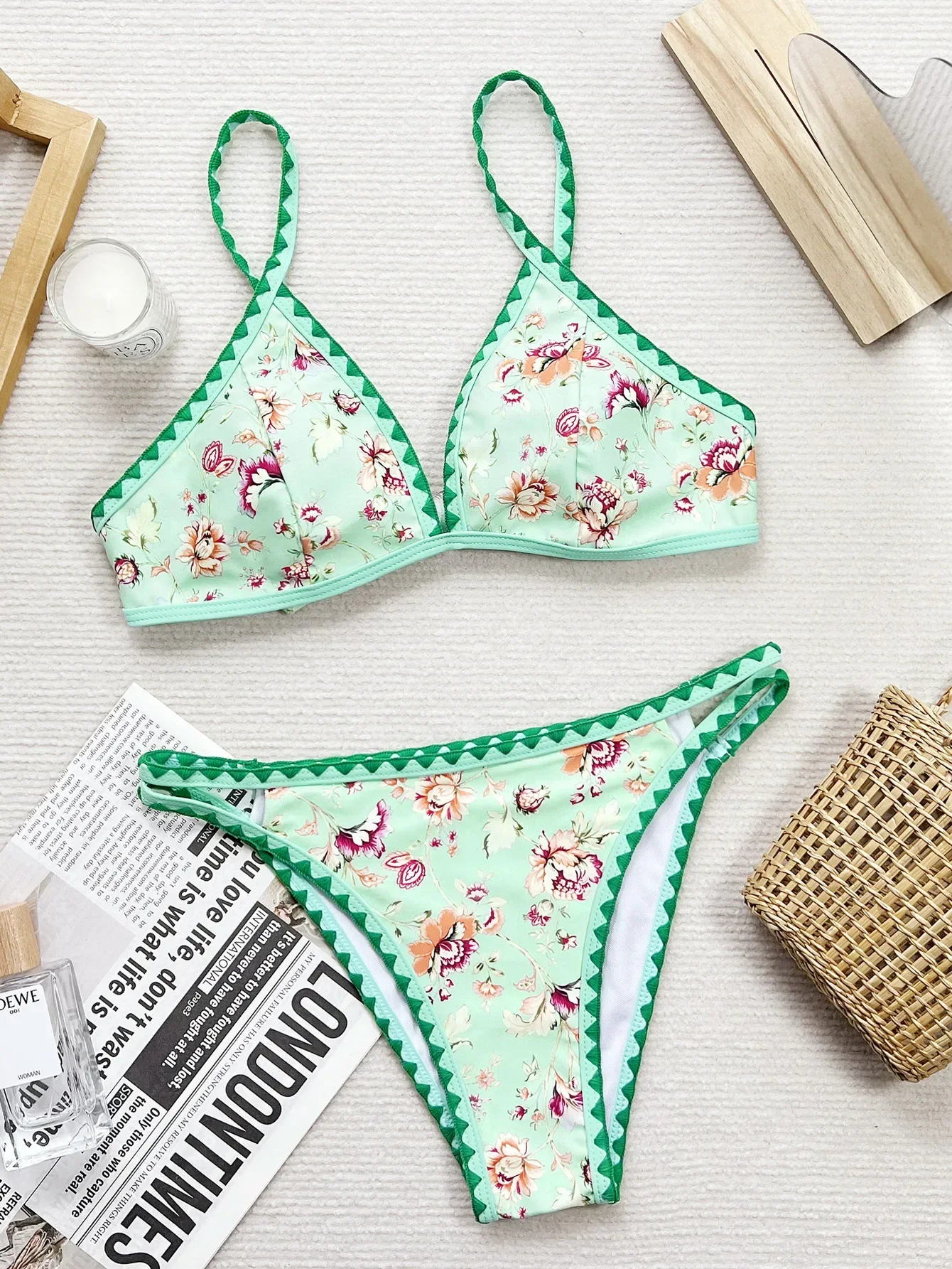 Light Green Print Swimsuit for Women,2024 New 2 Piece Bikini,summer Beach Vacation High Waist Hollow Out Suspender Swimwear