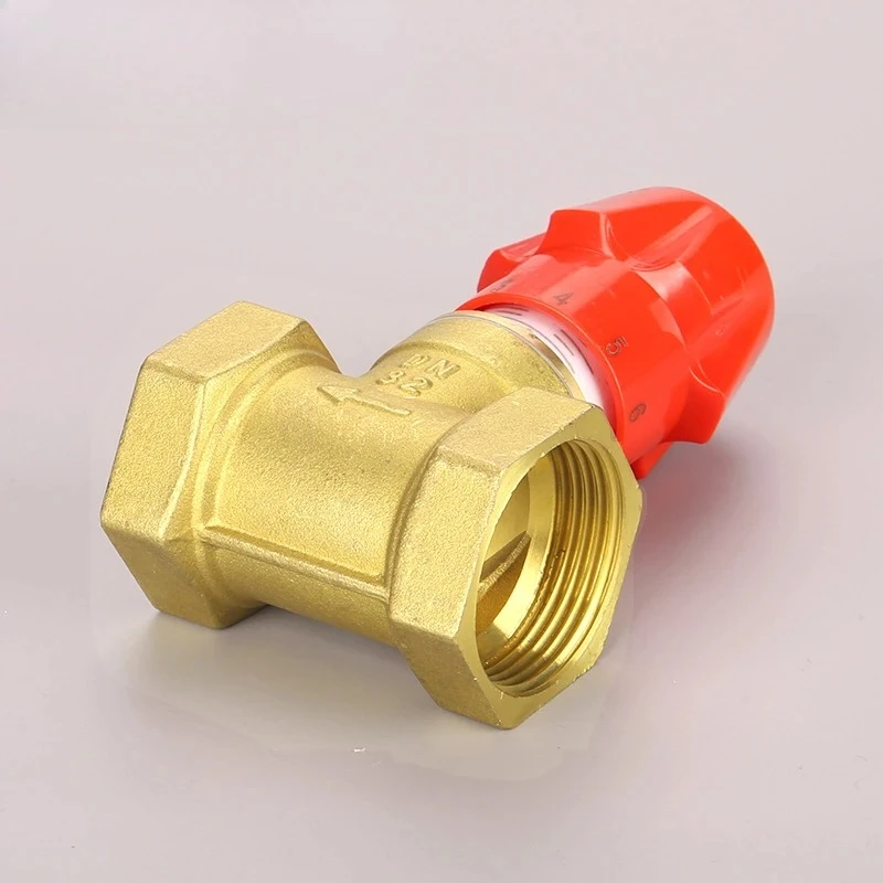 Válvula reguladora de fluxo de latão de 1/2" - 2" Controle manual de água/óleo/gás DN15–DN50