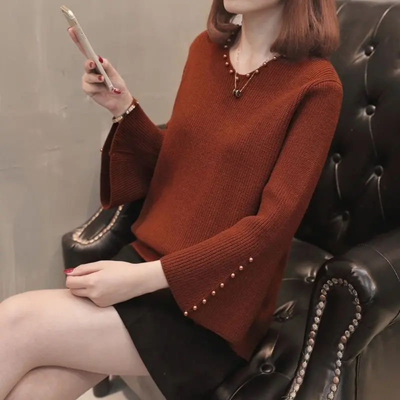 Vintage V-Neck Stylish Beading Sweaters Female Clothing Flare Sleeve Autumn Winter All-match Solid Color Casual Knitted Jumpers