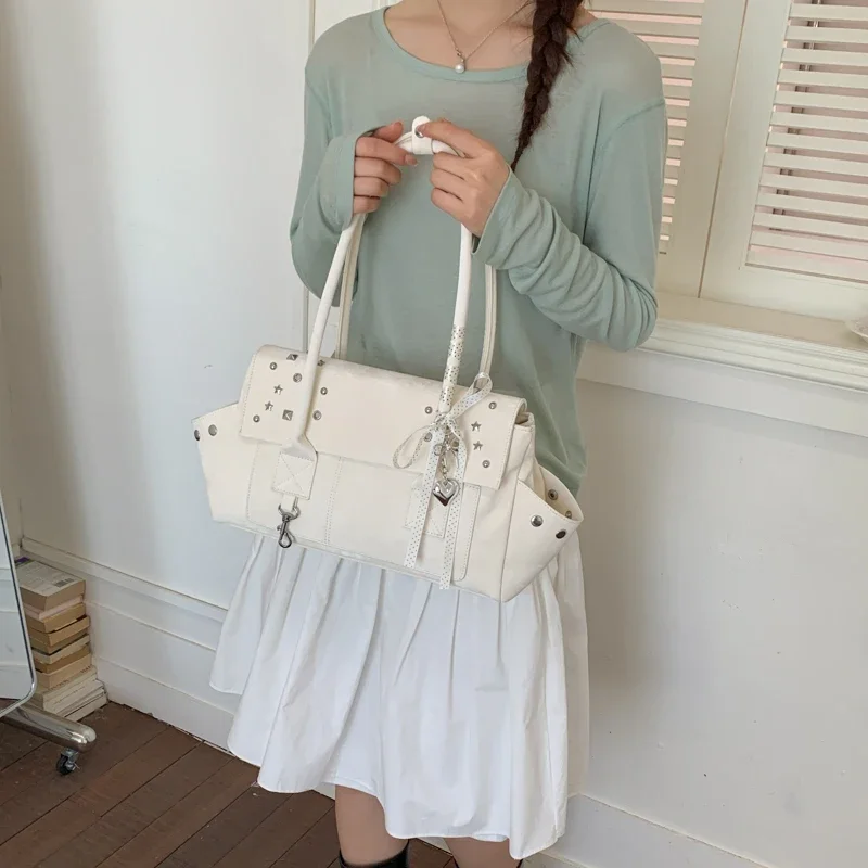 Damen PU-Leder Nieten-Stern-Handtasche: Süße, coole Nischen-Ästhetik für den Alltag – Umhängetasche und Shopper 2026 – Neue Handtaschen und Geldbörsen – Detail 8