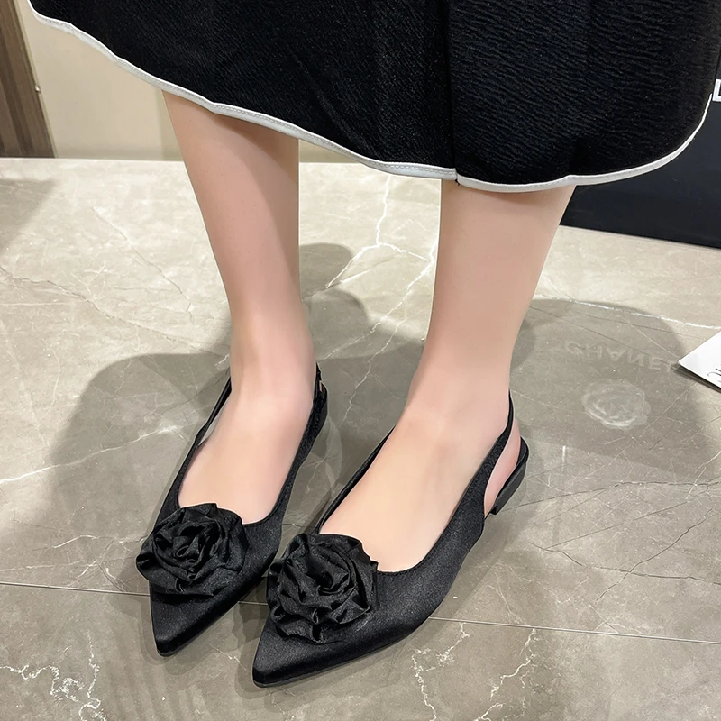 Pointed Sandals Women New Summer Shoes Women Fashion Flower Square Heel Sandals Post-mixing Belt Slip-On Casual Ladies Shoes