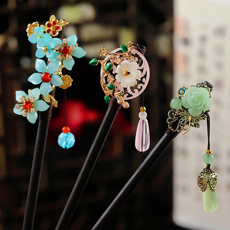 1Pcs Classical Wooden Hair Stick Chinese Style Winding Tassel Hairpin Women Girls Elegant Exquisite Jewelry Hair Accessories