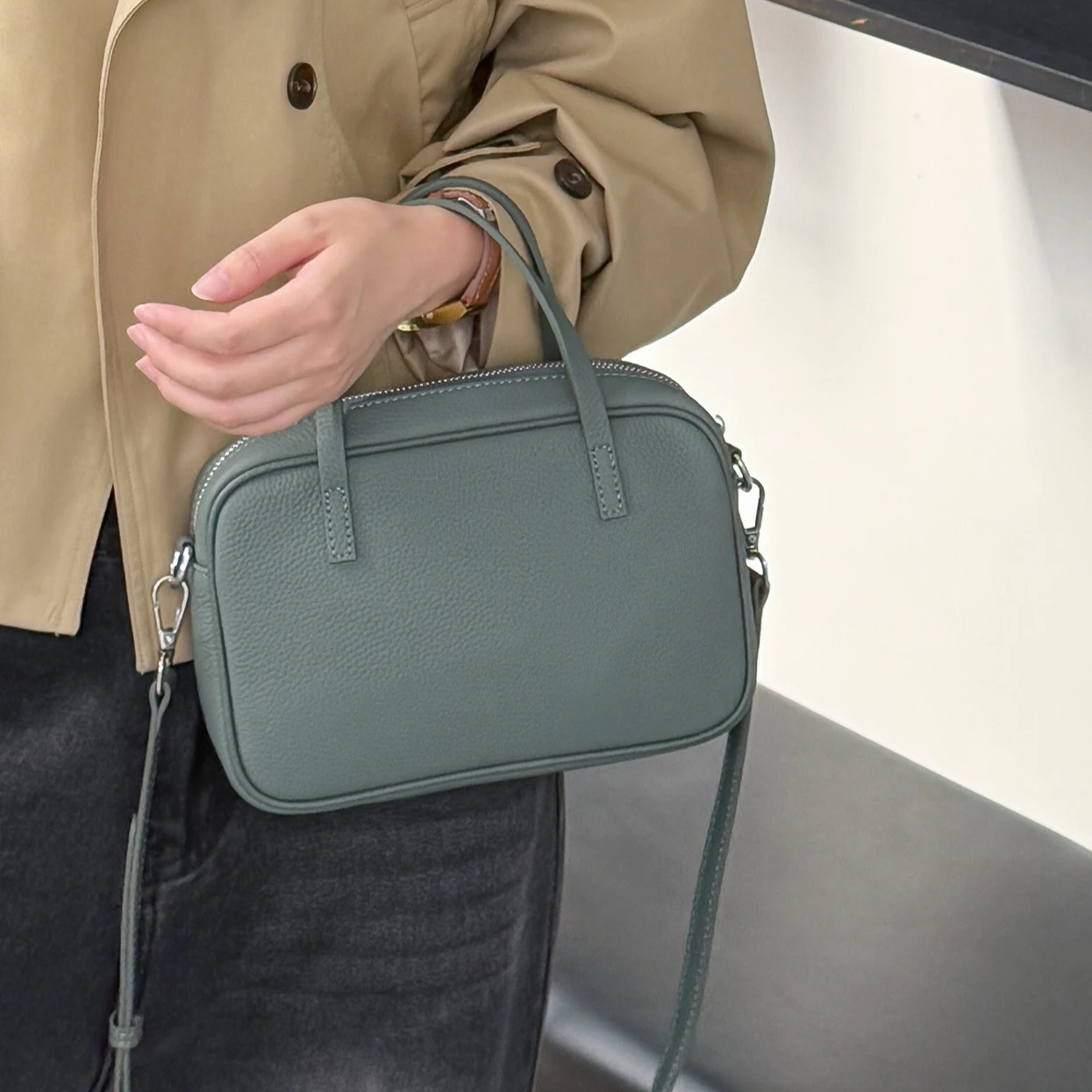 

Women Natural Cow Leather Handbags Ladies High Quality Shoulder Bag Female Fashion Retro Luxury Designer Cowhide Crossbody Bags