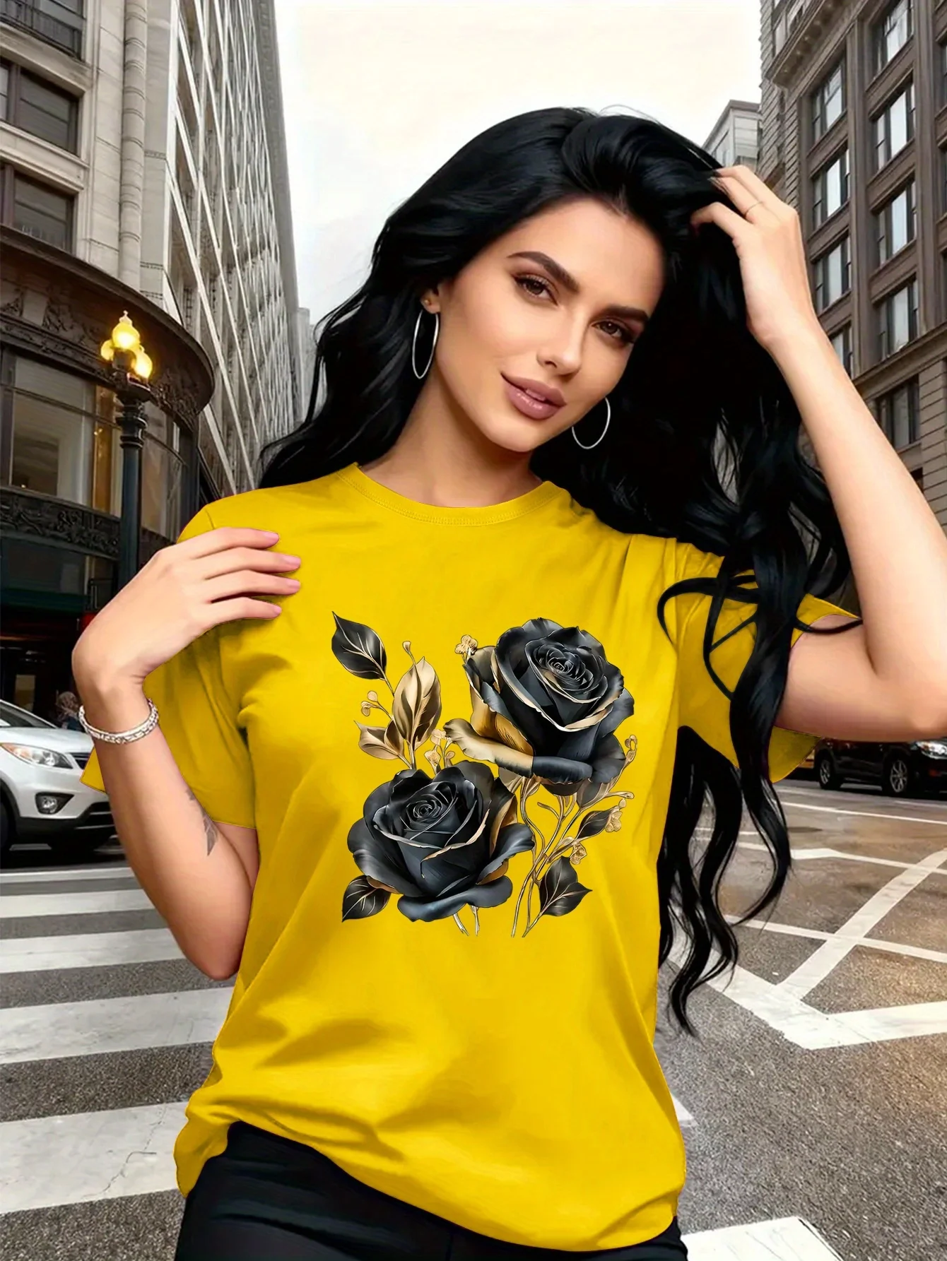 Retro Decorative Design Black Gold Rose Pattern Printed Fashionable Breathable T-shirt for Daily Commuting Versatile T-shirt
