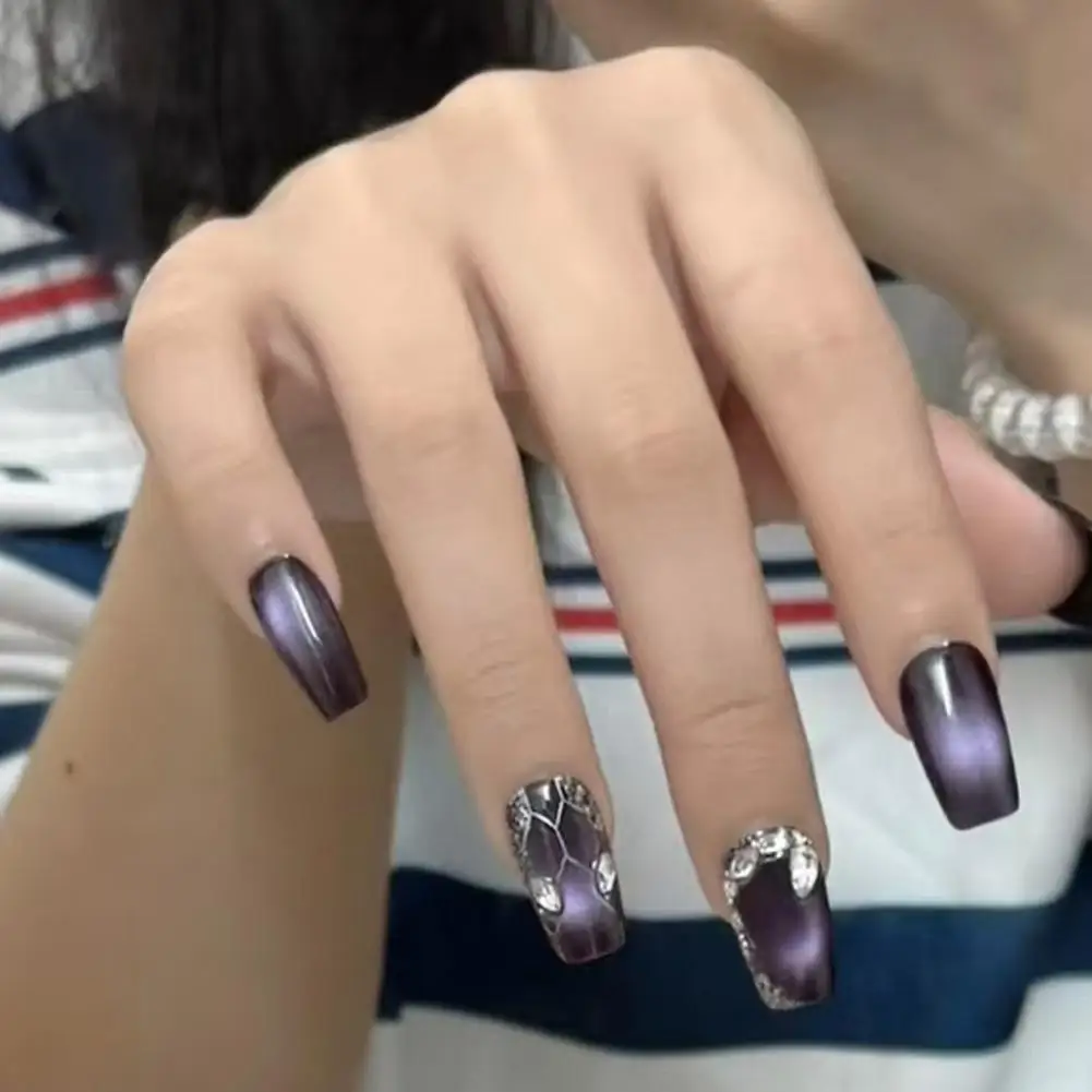 여성 수제 다이아몬드 디자인의 보라색 나비 모양 일상용 가짜 손톱 프레스온 네일 아트 반짝이는 눈 손톱 팁 T4F9