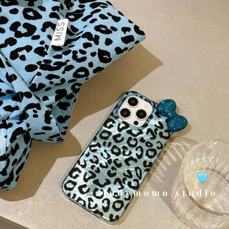 Funda con estampado de leopardo colorido, destellos, moño de diamante y forro brillante para iPhone 16 15 14 Plus 13 Mini 12 Pro Max 11 7 8 SE X XS XR 2
