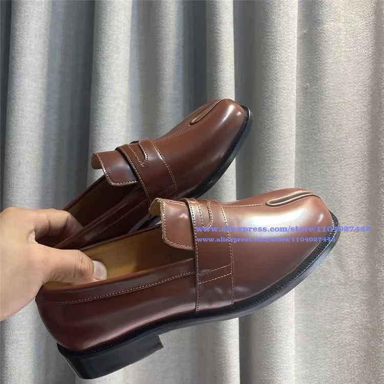 Zapatos de punta dividida para hombre, sin cordones Tabi mocasines de cuero, mocasines individuales de marca, suelas suaves de cuero, zapatos individuales