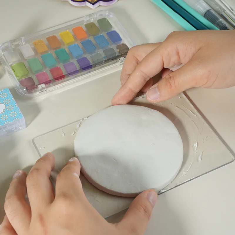 صندوق ألوان الطين من Chromix - مجموعة أدوات ماندالا اليدوية DIY مع طين جاف بالهواء والدهانات وأدوات للإبداع الفني الفريد