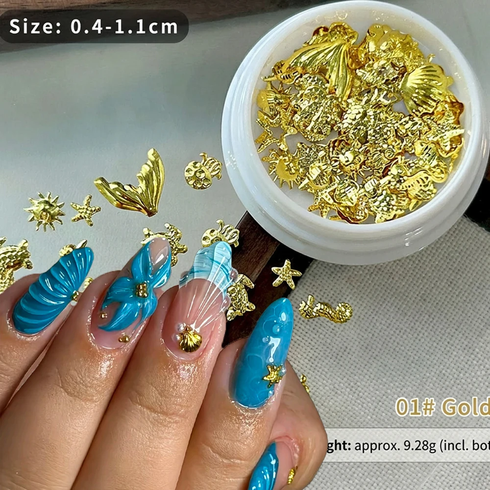 1 Boîte de Breloques 3D Dorées Thème Océan pour Ongles : Queue de Sirène, Coquillage, Étoile de Mer, Hippocampe, Tortue – Décorations Estivales pour Ongles Thème Plage