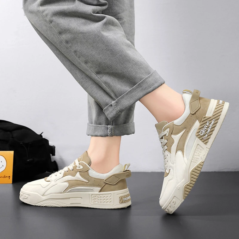 Sneakers da uomo Luxury Brand Ventilate scarpe da Skateboard New Trend Sneakers stringate per uomo scarpe Casual leggere Zapatos Para Hombres