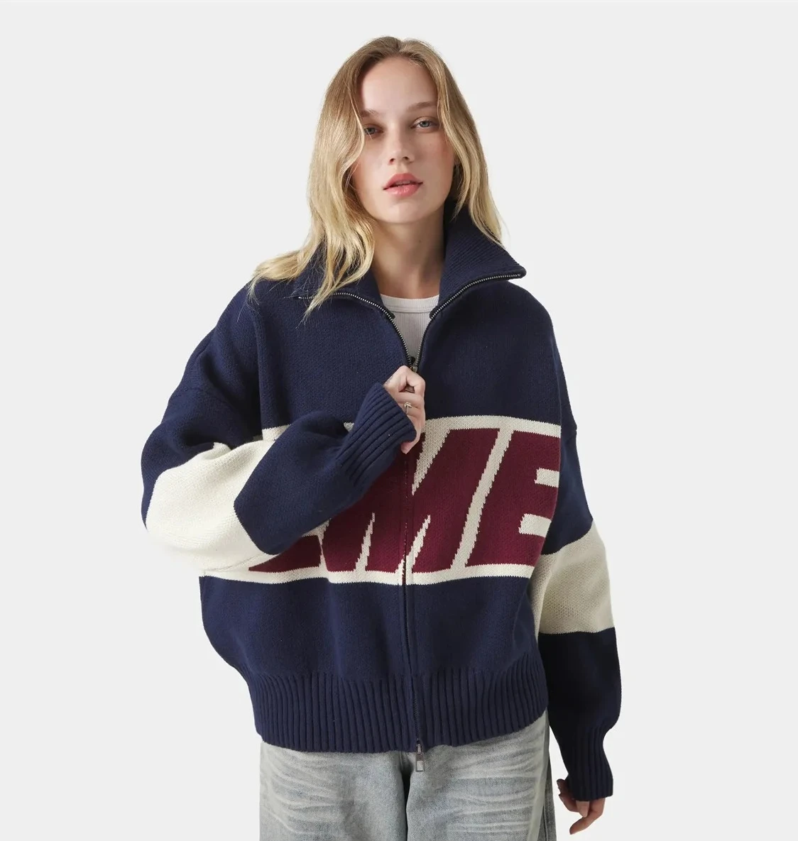 

Women Fashion Stand Collar Long Sleeve Loose Short Cardigan Letter Knitwear Retro Spliced ​​Zipper Knitted Sweater