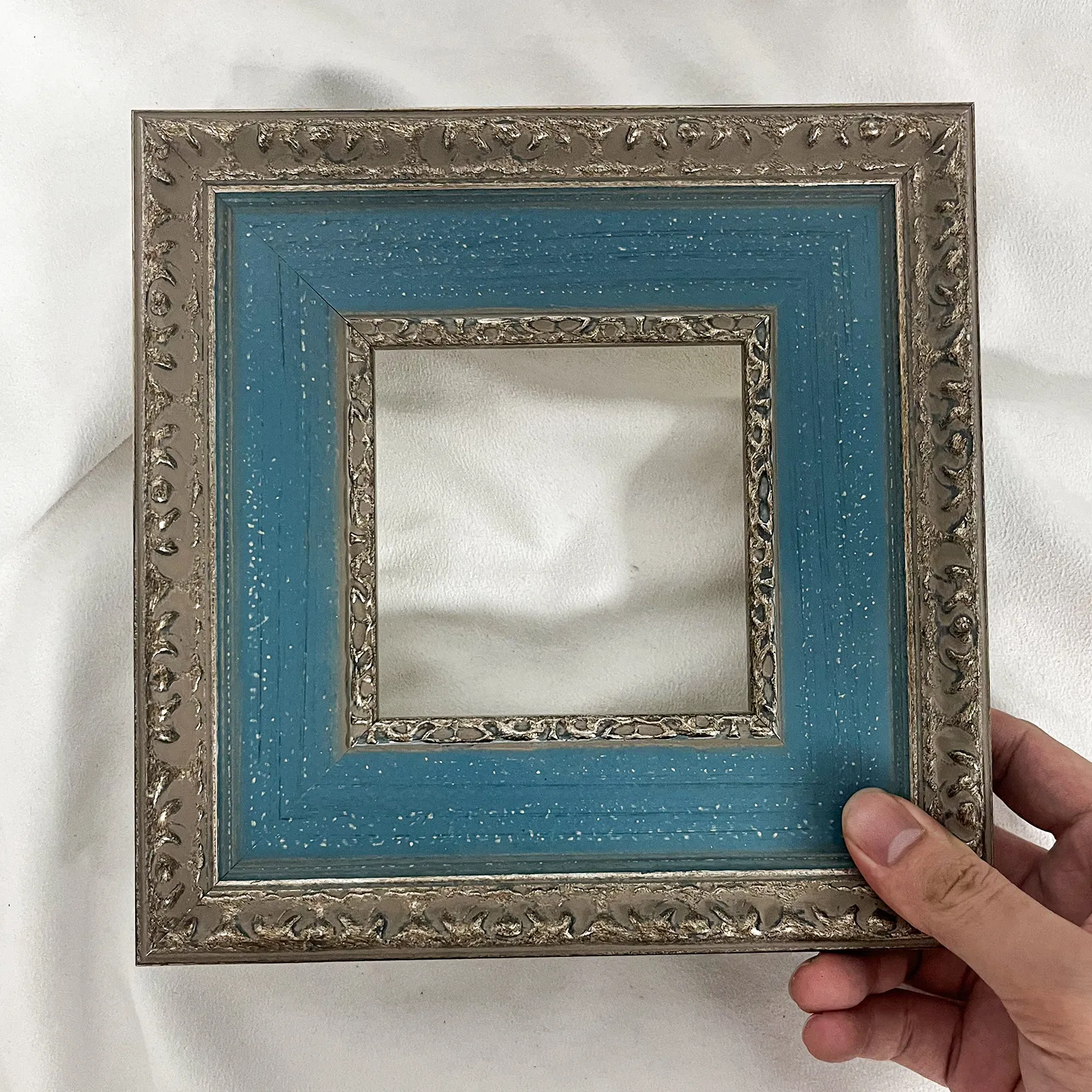 5.6cm Vintage Turquoise Blue Distressed Solid Wood Frame Ornate Silver Embossed Picture Frame for Oil Paintings & Art Display