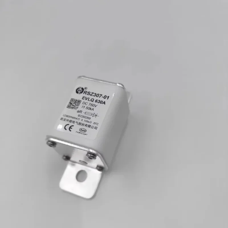 Fuse RSZ307-01 EVLQ 630A750VDC Medium Fuse Automotive New Energy Fuse