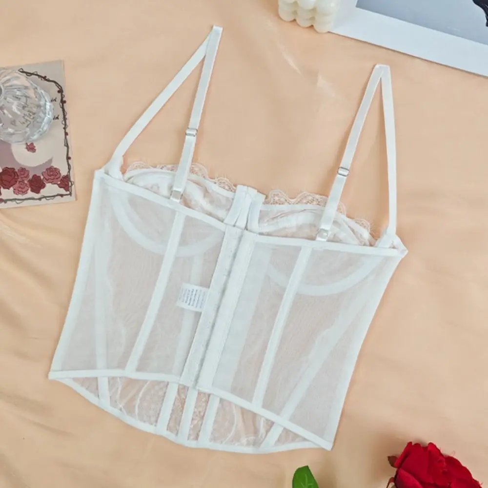 Camisole en dentelle creuse Style fille épicée, haut court Transparent, coupe cintrée, Streetwear, sans manches, Corset en dentelle, voyage