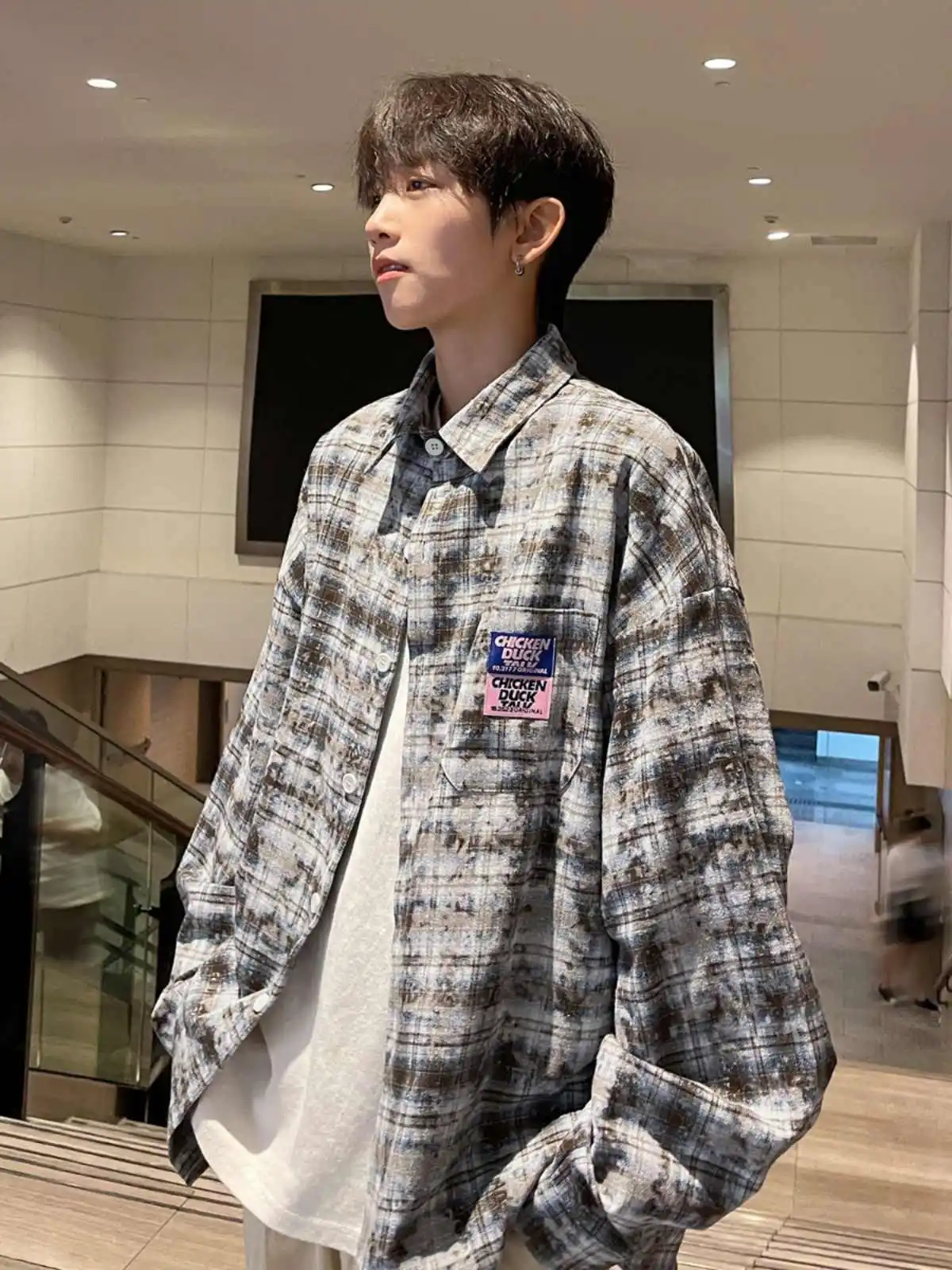 

Мужская рубашка свободного кроя с длинным рукавом, вышивкой и клетчатым узором, повседневная, модная, в уличном стиле, весна-осень, высокая уличная мода