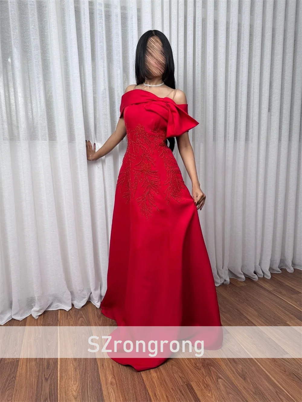 Custom Off Shoulder Satin Pleated Evening Dress with Embroider A-line Backless Floor-Length Prom Party Gown Court سيرين هايل