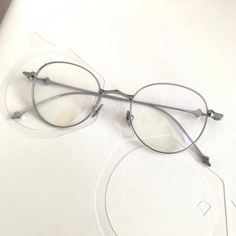 

Retro round frame pure titanium glasses frame for men and women with myopia EP literary thin-legged glasses anti-blue decoration