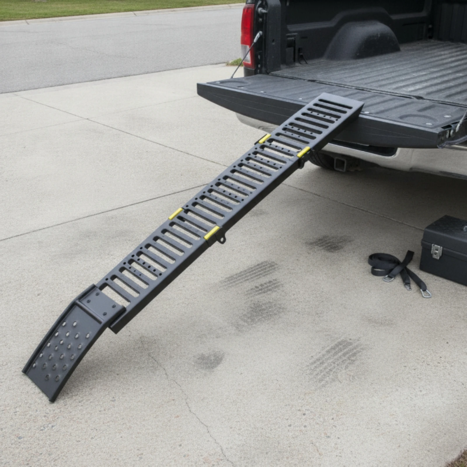 2 Pieces Three-Fold Ramp Slip-Resistant Steel Loading Ramp Portable Safe for Motorcycle Riders, Pickup Trucks