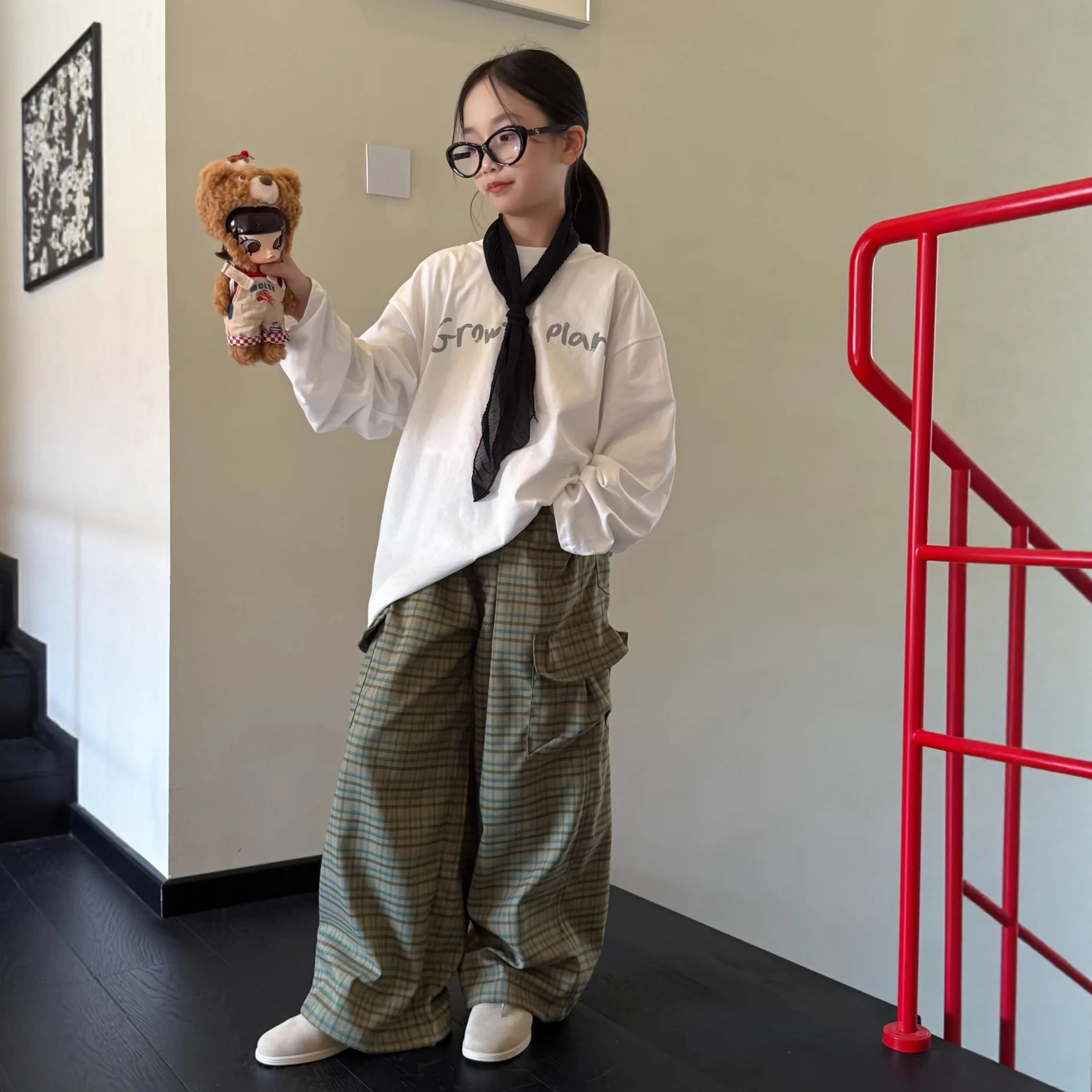2025 Autumn Unisex Retro Green Checkered Large Pocket Work Pants Loose Casual Pant for Boys and Girls