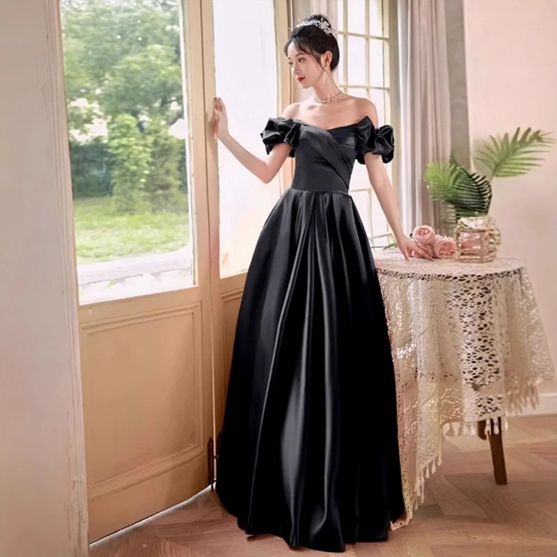 Abito da sera elegante e alla moda, abito da ospite di fascia alta, nuovo outfit da esibizione per pianoforte slim fit primaverile 2026 con spalline