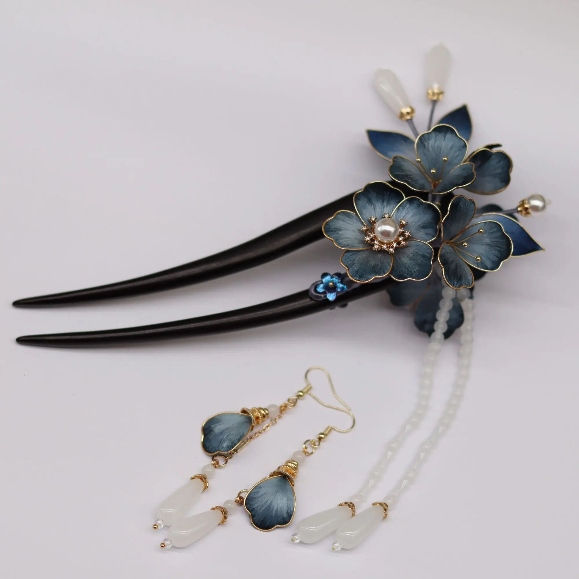 fourche-a-cheveux-en-forme-de-u-en-bois-de-santal-et-soie-double-face-faite-a-la-main-avec-fleur-en-velours-et-pompon-nouvel-accessoire-de-coiffure-chinois