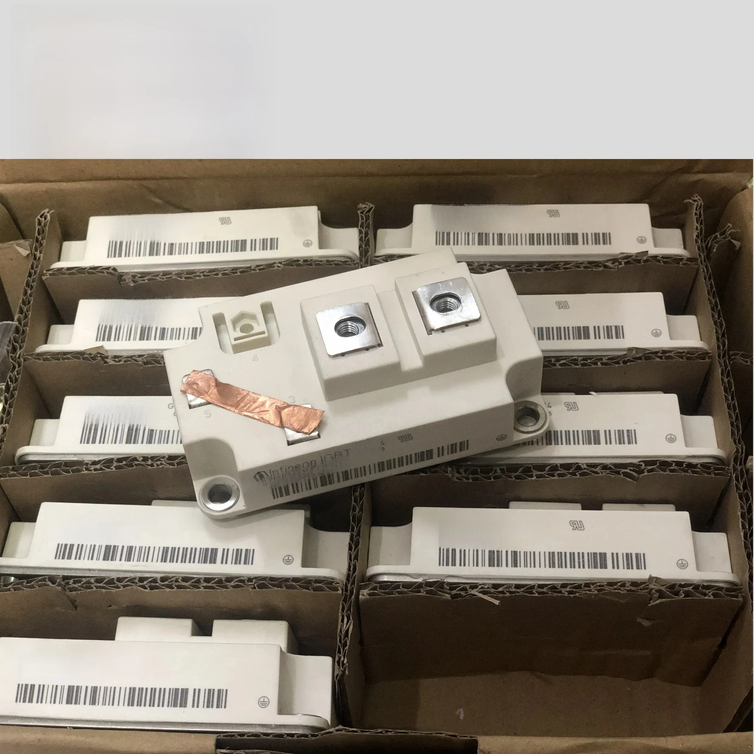 

BSM200GA120DN2 BSM200GA120DN2C NEW AND ORIGINAL MODULE