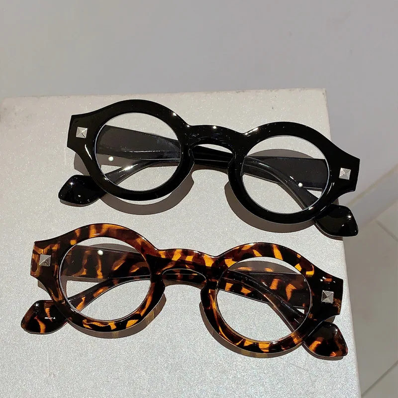 Vintage Anti Blue Light Small Frame Round Rivet Glasses Women For Men Luxury Brand Designer Myopia Prescription Eyeglasses Frame