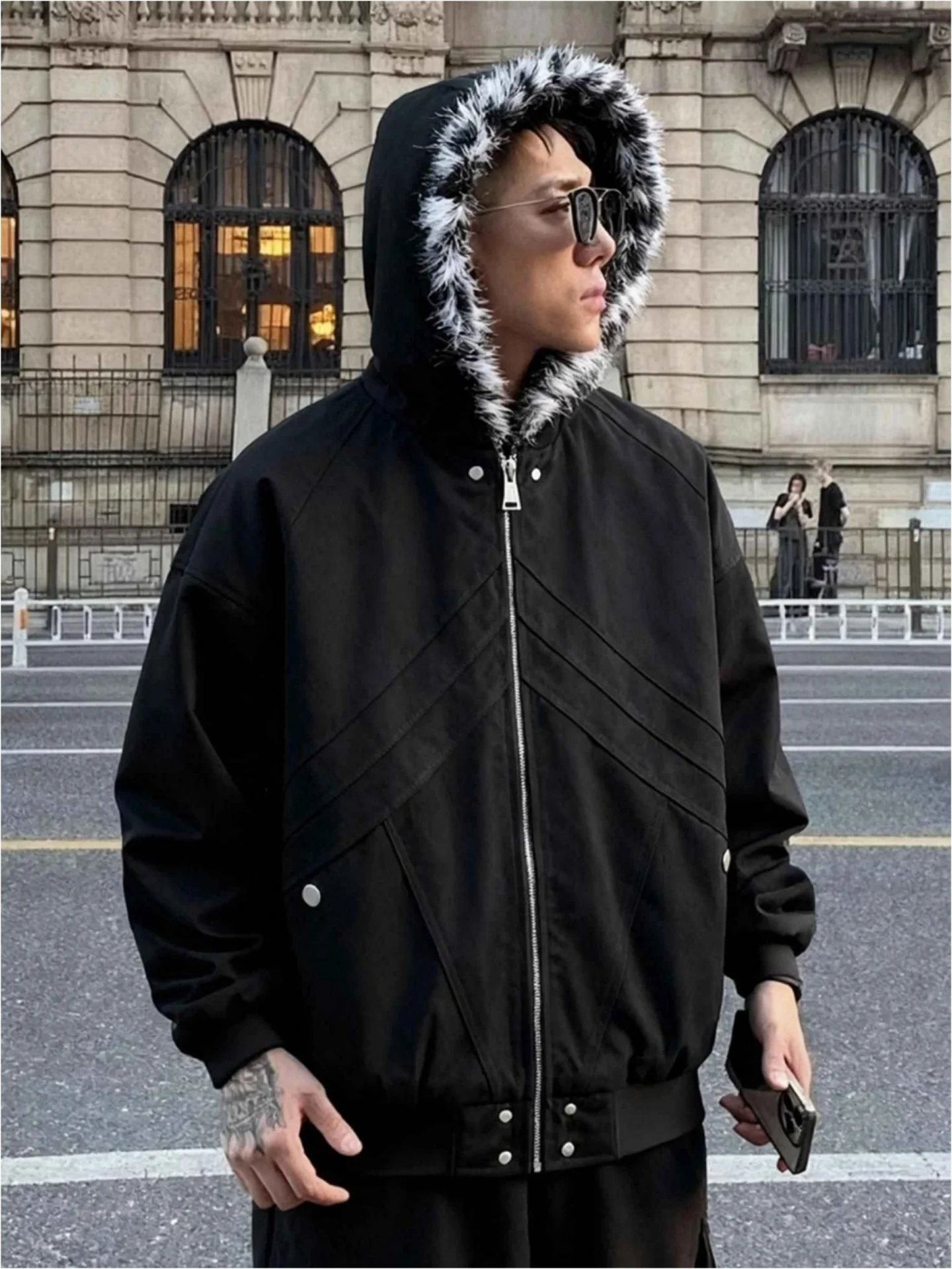 

Мужская утепленная хлопковая куртка на зиму, теплая, с капюшоном, на молнии, с длинными рукавами, повседневная, однотонная, молодежная, модная