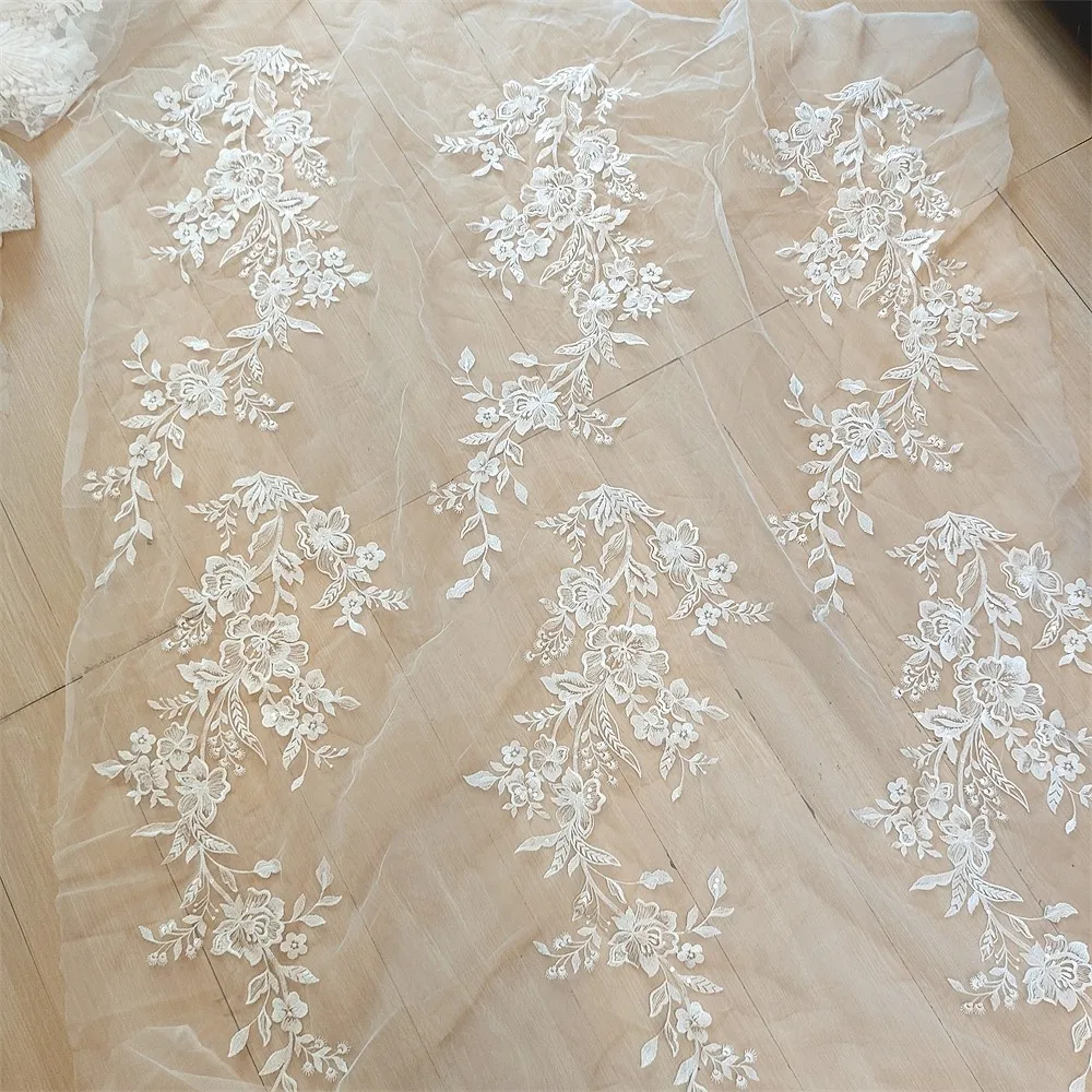 

Новые кружевные аппликации из цветочной ткани цвета слоновой кости с вышивкой и пайетками для украшения свадебных платьев, фаты и аксессуаров