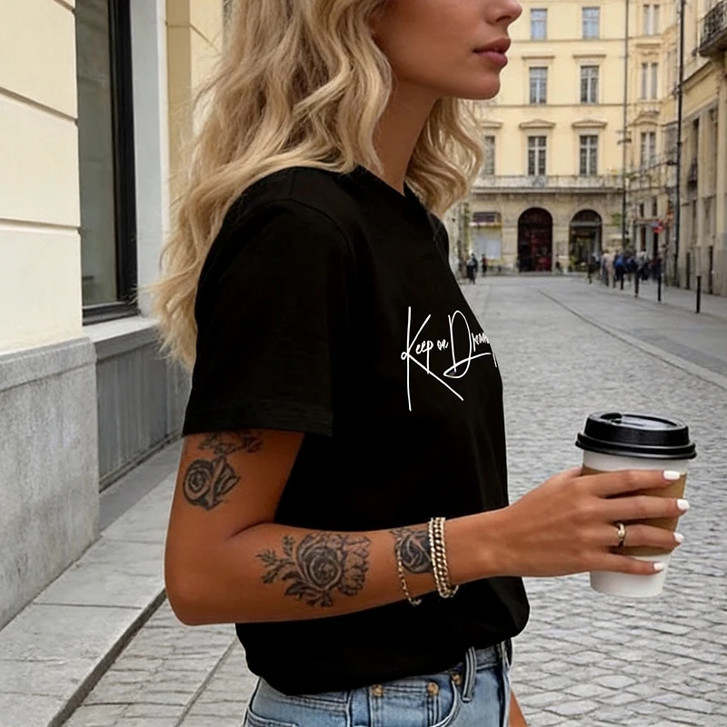 Keep Dreaming Printed Women's T-shirt Black Crew Neck Short Sleeve Tops Summer T-Shirt Graphic Tees Girls 90s Vintage Tshirt