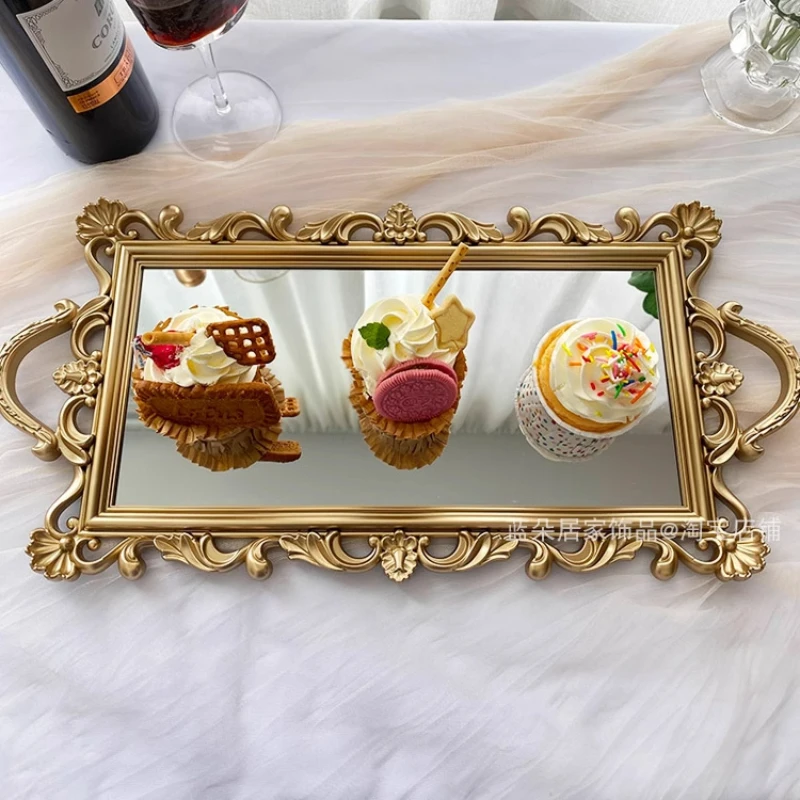 

Nordic Luxury Gold Tray Mirror Glass Vintage Cake Stand with Square Design for Tea Party Serving Photography Props Home Decor