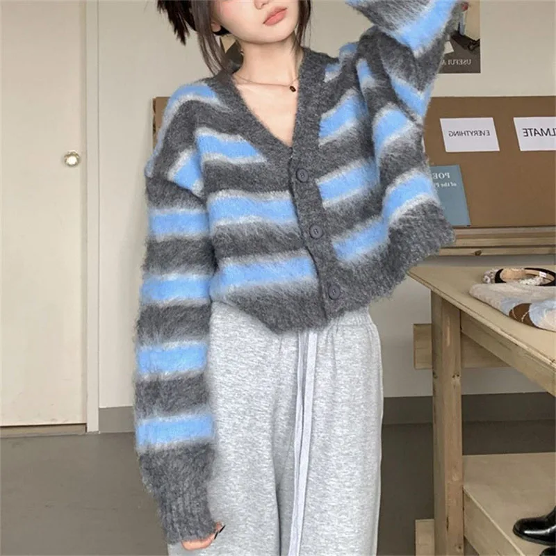 

Fashion Striped Sweater Women's Retro V-Neck Contrasting Knitted Cardigan Tops 2024 Autumn Winter New Loose Warm Short Knitwear