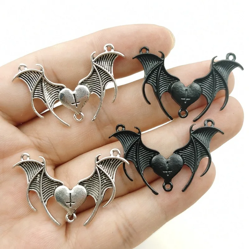 

10PCS New Gothic zinc alloy heart cross bat wing pendant DIY accessory accessories