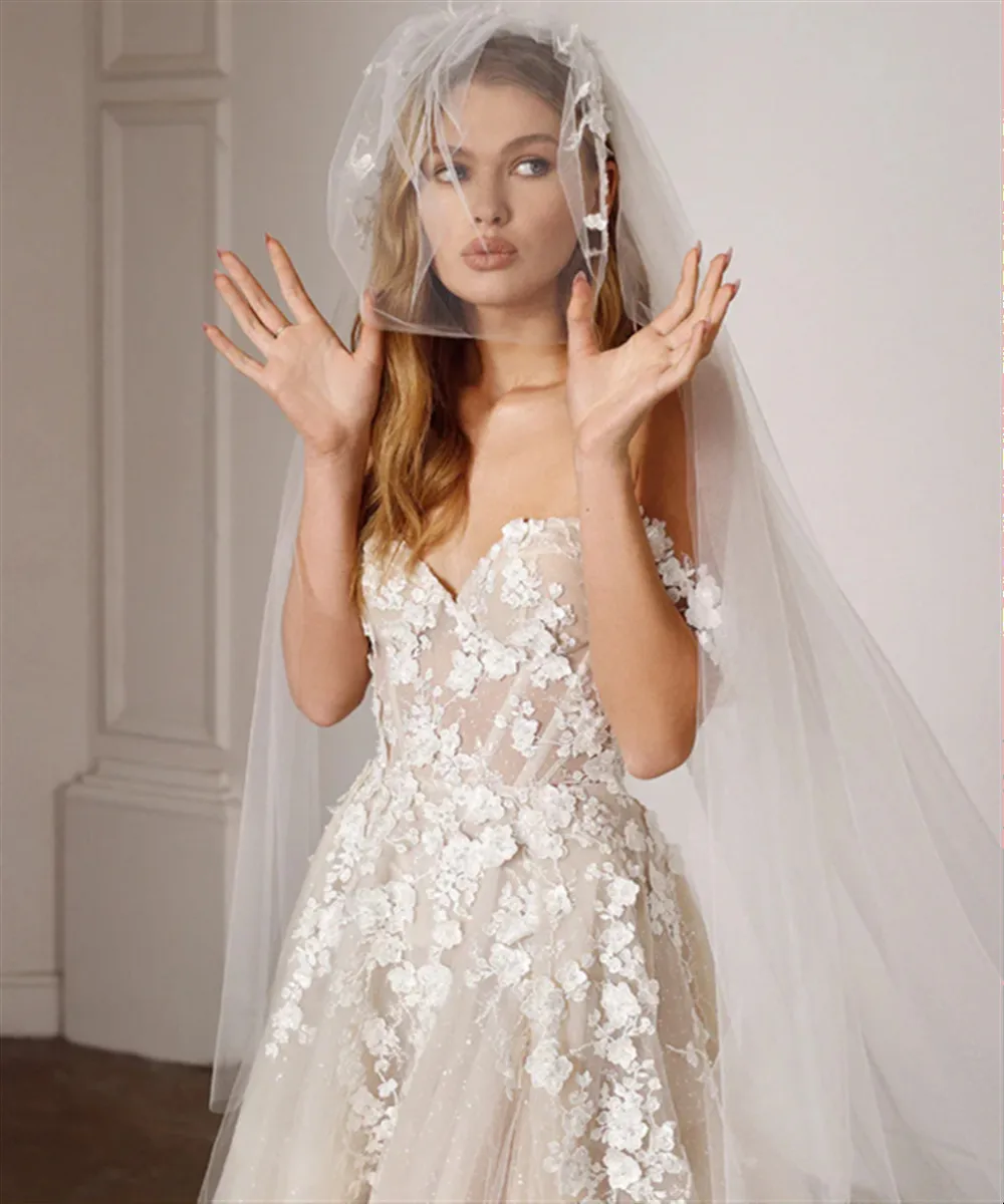 

Elegant Off The Shoulder Sweetheart Lace Applique Boho Beach A Line Wedding Dresses Sweep Train Customized 2025