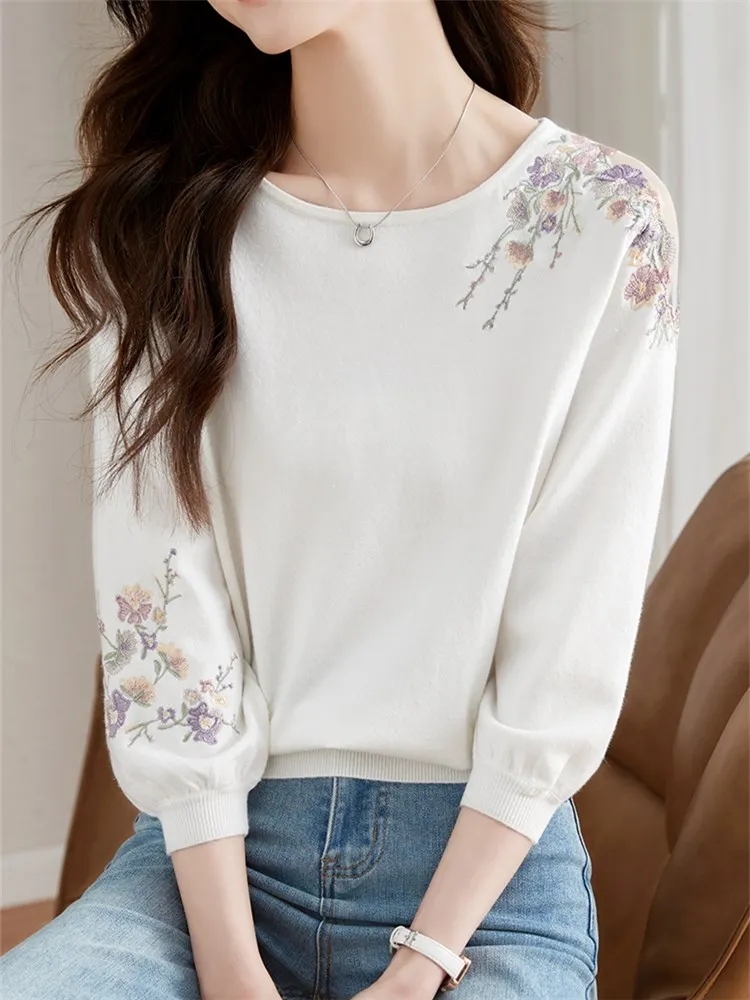 Flower Embroidery White Knit Pullover Sweater Short Tops Autumn Winter Women Elegant Chic Slim Casual Knitwear Lady B2375