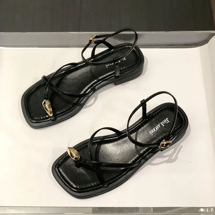 Roman Style Open Toe Summer 2025 Outdoor Sandals For Women Footwear Ladies Shoes Flat Chic And Elegant With Young On Sale Offer